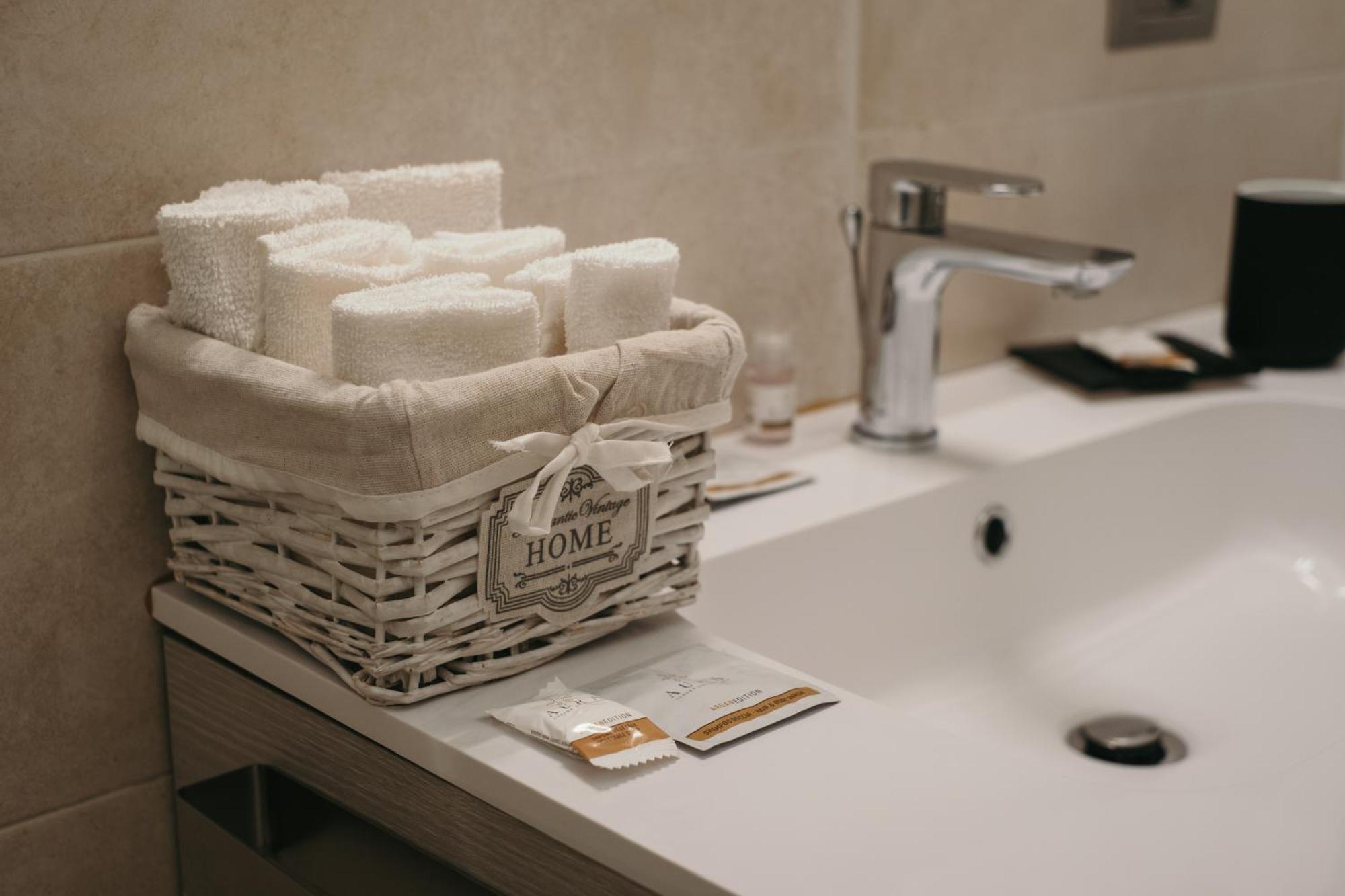 Charme Nel Borgo Di Bienno Di Design, Natura & Relax Exterior photo